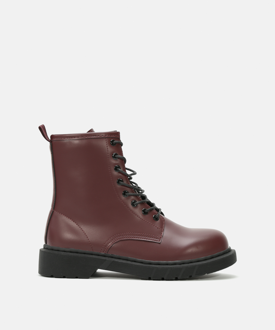 Botines planos militares image number null